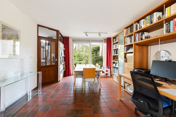 Foto - Te koop: Royale gezinswoning op uitstekende locatie!